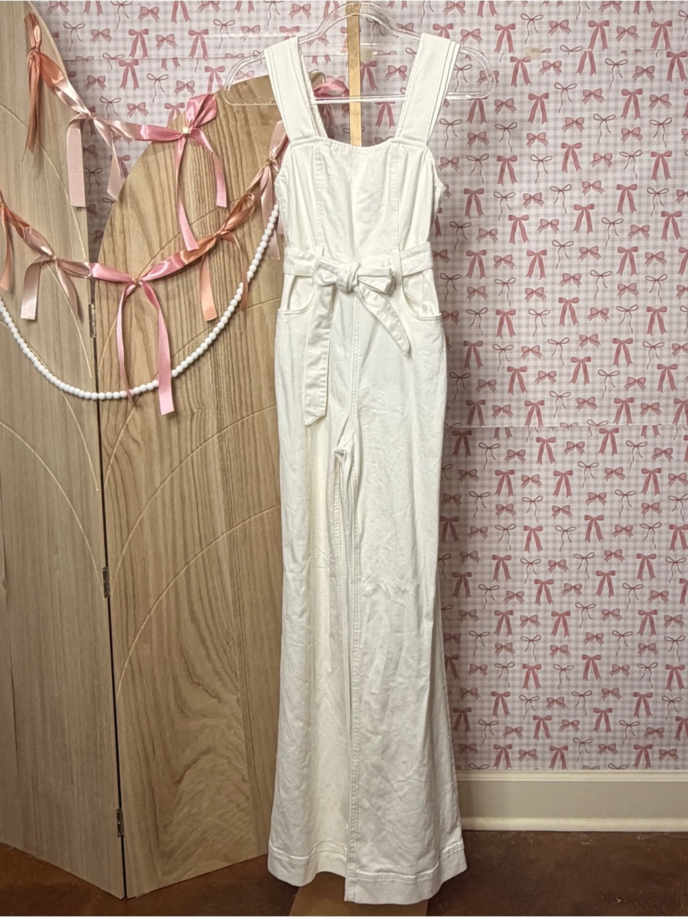 Alice + Olivia Jeans Denim Vintage Sugar White Flare SLV Jumpsuit $485 XS 24